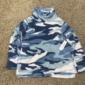 Fluffy blue jacket brand new never warn